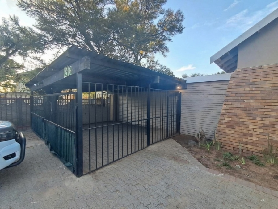 To Let 4 Bedroom Property for Rent in Bedelia Free State